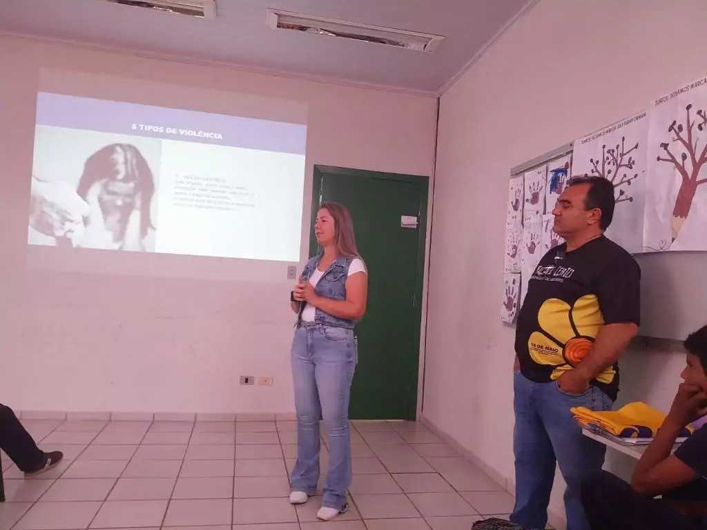 Campanha Agosto Lilás mobiliza crianças e adolescentes em Caracol Campanha Agosto Lilás mobiliza crianças e adolescentes em Caracol