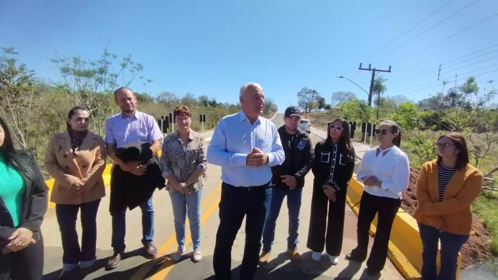 Prefeitura de Caracol entrega 26 novas casas e inaugura ponte de concreto