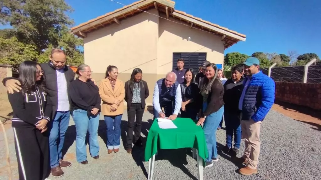 Prefeitura de Caracol entrega 26 novas casas e inaugura ponte de concreto