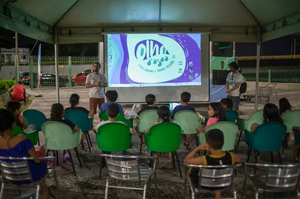 Caracol recebe exposição interativa sobre a importância da água