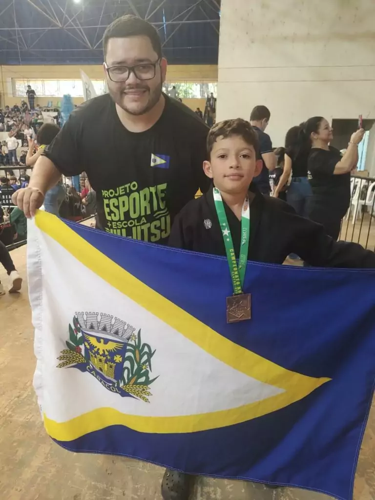 Projeto “ESPORTE +" Escola de Jiu-Jitsu conquista 11 medalhas no Campeonato Brasileiro Centro-Oeste Projeto “ESPORTE +" Escola de Jiu-Jitsu conquista 11 medalhas no Campeonato Brasileiro Centro-Oeste