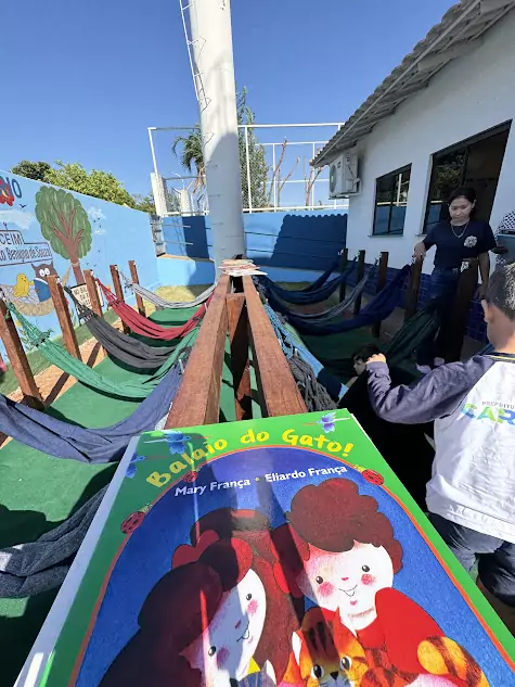 Prefeitura e Sicredi inauguram Redário Literário em Caracol
