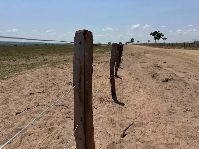 Secretaria de Obras de Caracol realiza manutenção preventiva em estradas rurais