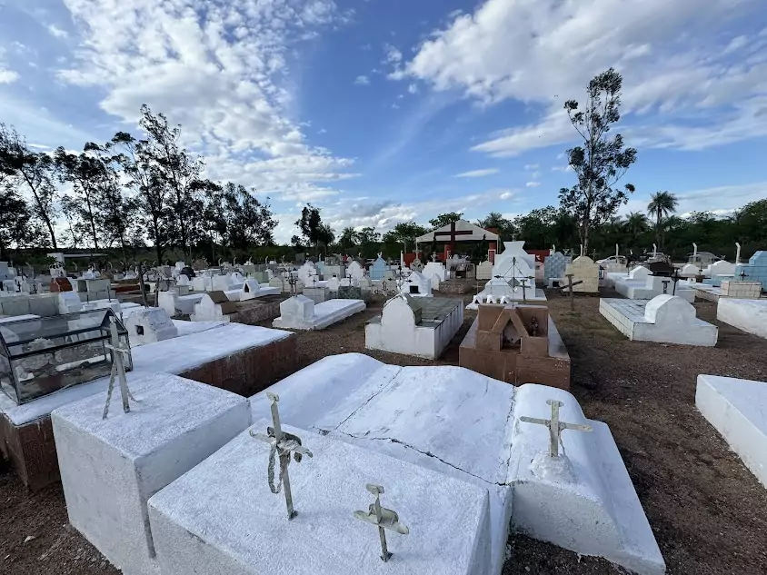 Prefeitura de Caracol organiza Cemitério Municipal para o Dia de Finados Prefeitura de Caracol organiza Cemitério Municipal para o Dia de Finados