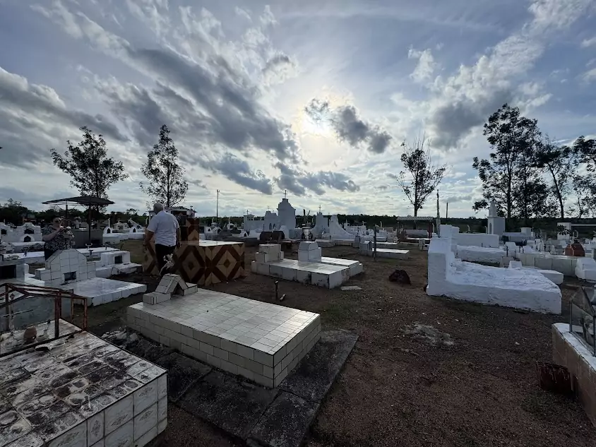 Prefeitura de Caracol organiza Cemitério Municipal para o Dia de Finados Prefeitura de Caracol organiza Cemitério Municipal para o Dia de Finados