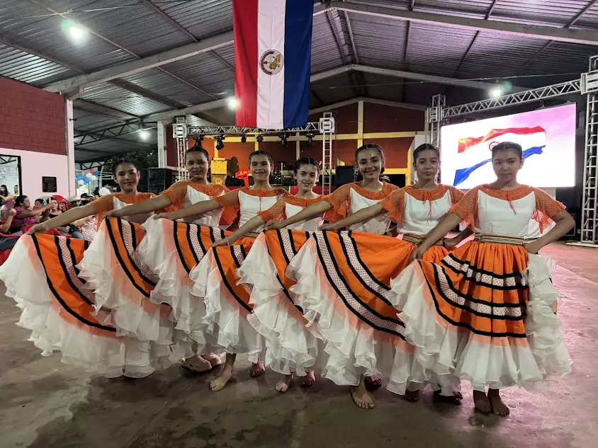 Cultura Paraguaia agitou Caracol no último sábado Cultura Paraguaia agitou Caracol no último sábado