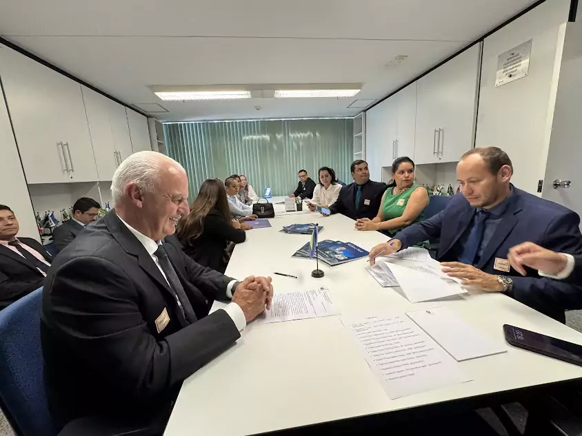 Prefeito Carlos Humberto Pagliosa e vereadores celebram resultados de viagem a Brasília