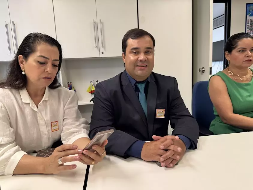 Prefeito Carlos Humberto Pagliosa e vereadores celebram resultados de viagem a Brasília