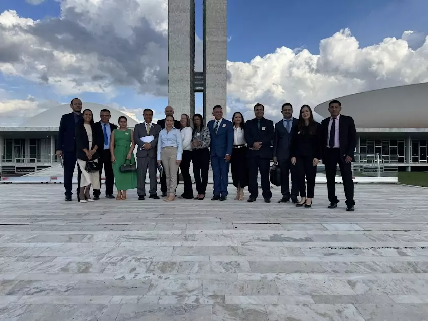 Prefeito Carlos Humberto Pagliosa e vereadores celebram resultados de viagem a Brasília
