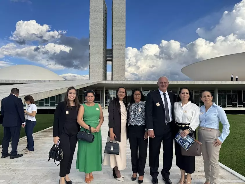 Prefeito Carlos Humberto Pagliosa e vereadores celebram resultados de viagem a Brasília
