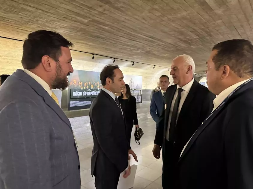 Prefeito Carlos Humberto Pagliosa e vereadores celebram resultados de viagem a Brasília