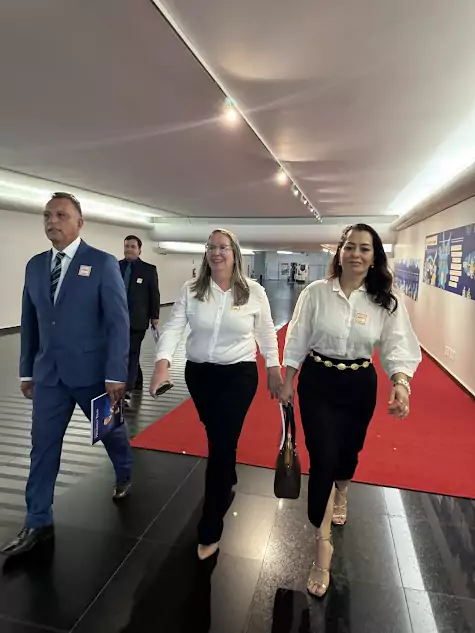 Prefeito Carlos Humberto Pagliosa e vereadores celebram resultados de viagem a Brasília