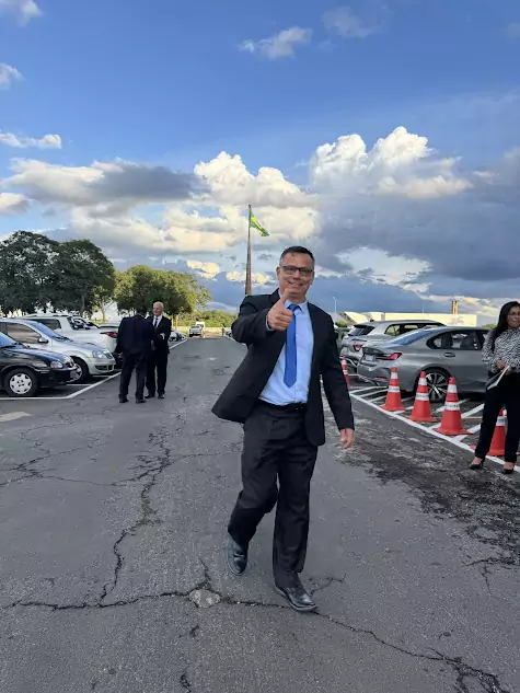 Prefeito Carlos Humberto Pagliosa e vereadores celebram resultados de viagem a Brasília