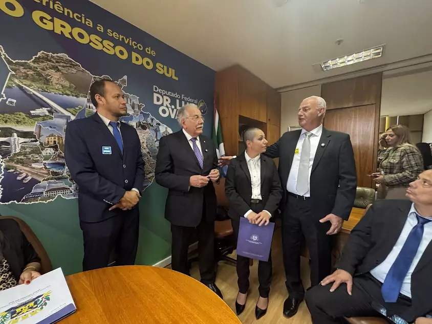 Prefeito Carlos Humberto Pagliosa e vereadores celebram resultados de viagem a Brasília