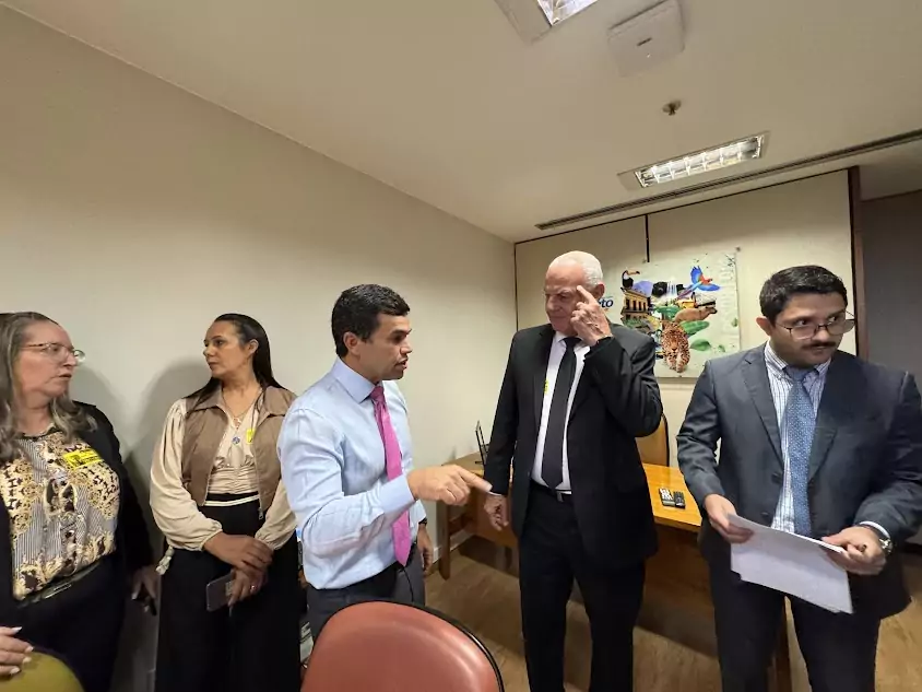 Prefeito Carlos Humberto Pagliosa e vereadores celebram resultados de viagem a Brasília