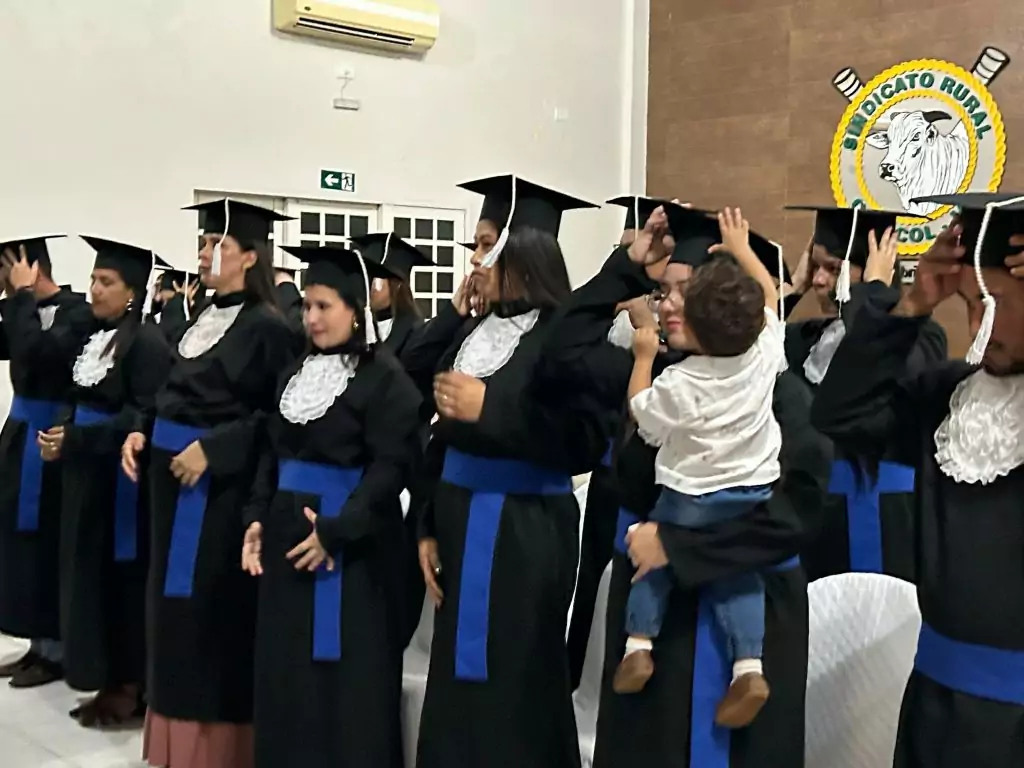 Caracol celebra formatura da primeira turma do Curso Técnico em Administração do Instituto Federal Caracol celebra formatura da primeira turma do Curso Técnico em Administração do Instituto Federal