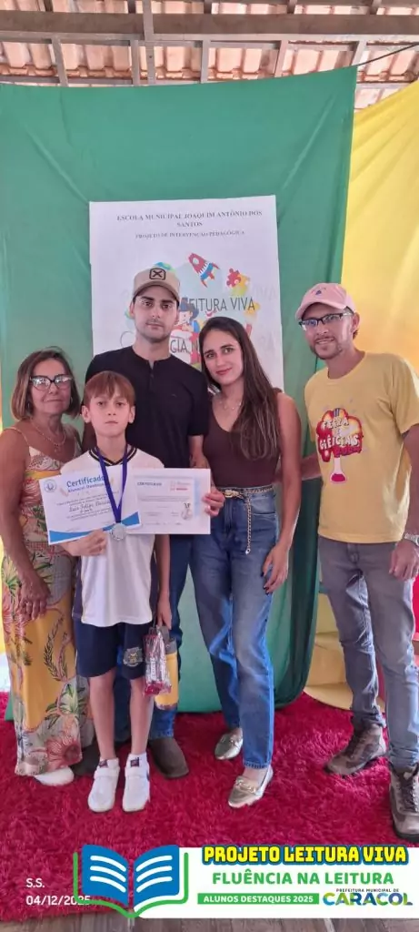 Projeto Leitura Viva premia alunos destaques de 2025 em Caracol