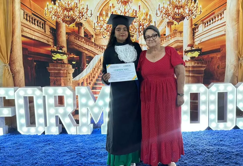 Formatura do 9º ano da Escola João José Leite da Silva marca encerramento de ciclo em Caracol