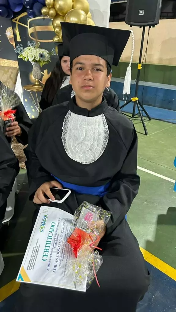 Formatura do 9º ano da Escola João José Leite da Silva marca encerramento de ciclo em Caracol