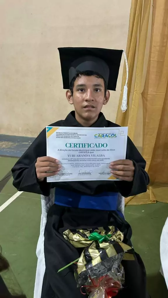 Formatura do 9º ano da Escola João José Leite da Silva marca encerramento de ciclo em Caracol