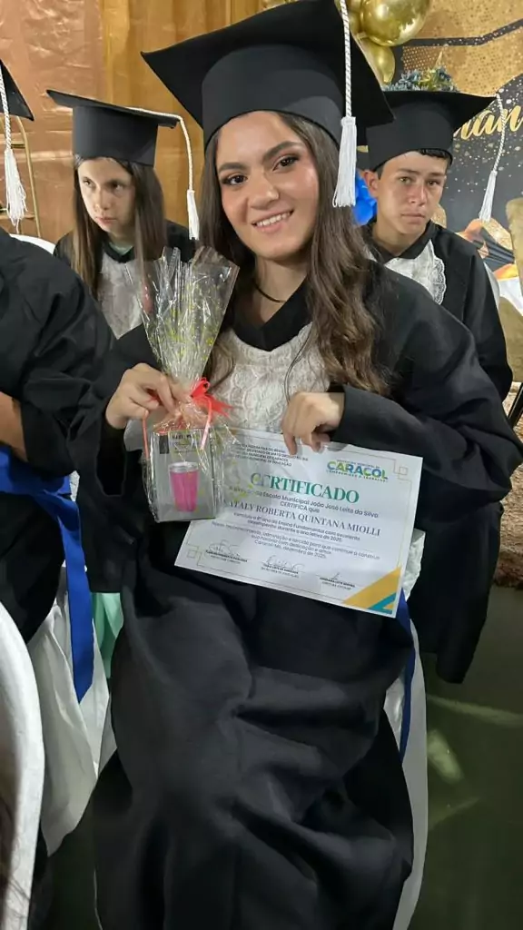 Formatura do 9º ano da Escola João José Leite da Silva marca encerramento de ciclo em Caracol