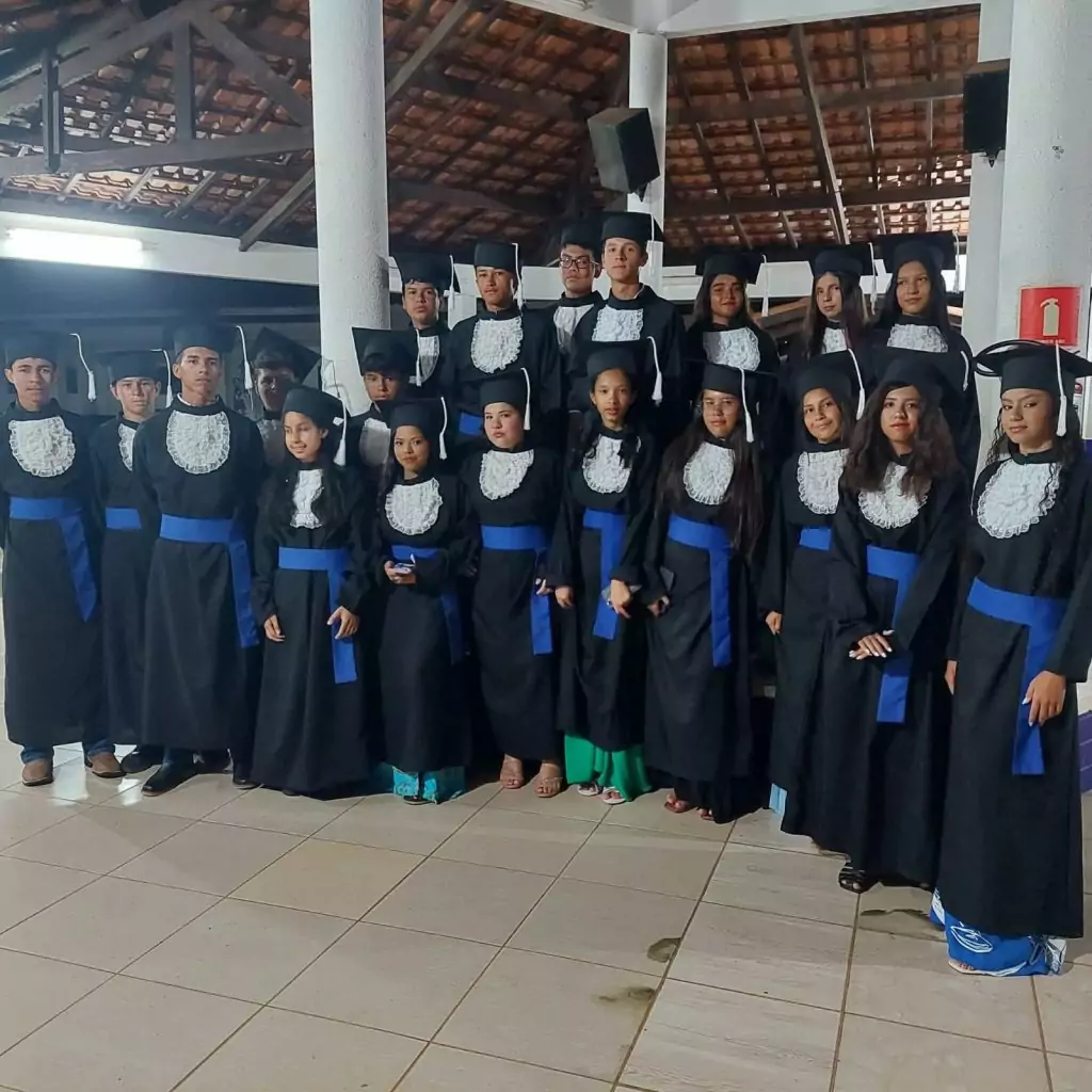 Formatura do 9º ano da Escola João José Leite da Silva marca encerramento de ciclo em Caracol