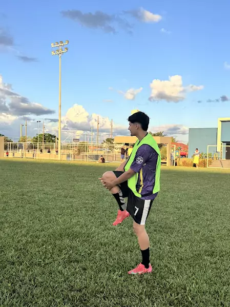 Prefeito Neco Pagliosa acompanha início dos preparativos do time de Caracol para a Copa Assomasul 2026