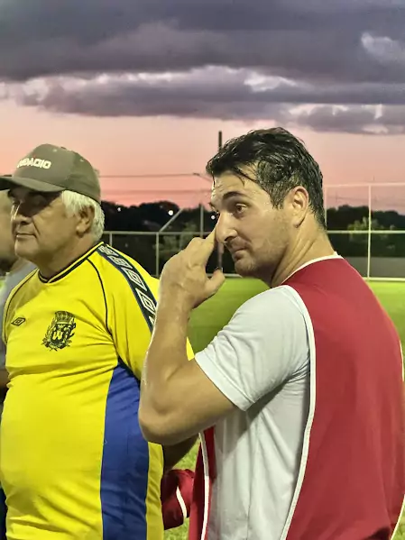 Prefeito Neco Pagliosa acompanha início dos preparativos do time de Caracol para a Copa Assomasul 2026