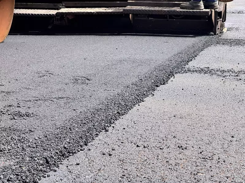 Soraya Thronicke garante nova frente de recapeamento de ruas em Caracol