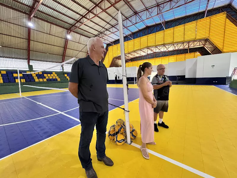 Projeto Esporte+Escola Voleibol Feminino é espaço de proteção e formação de base em Caracol