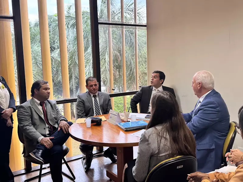 Prefeito Neco e vereadores de Caracol cumprem agenda positiva em Brasília