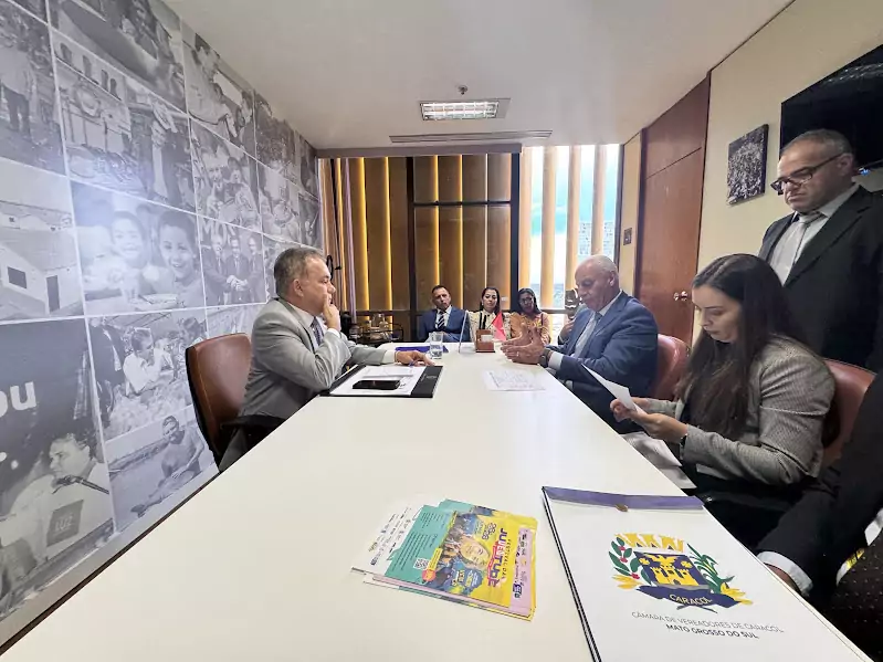 Prefeito Neco e vereadores de Caracol cumprem agenda positiva em Brasília