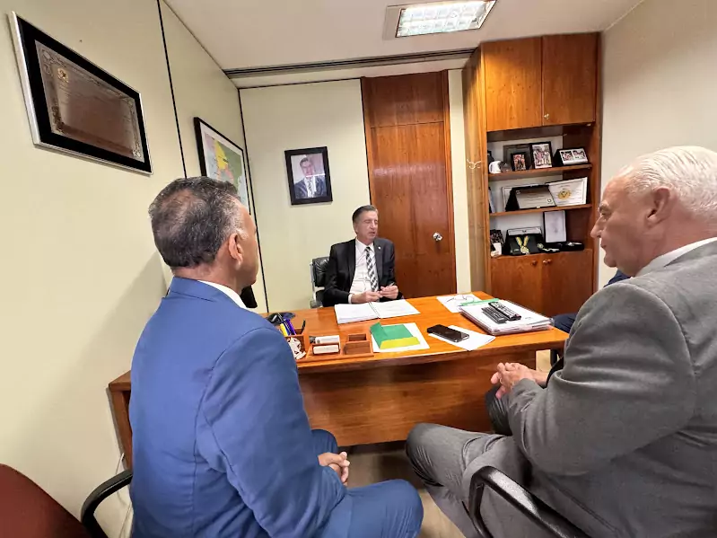 Prefeito Neco e vereadores de Caracol cumprem agenda positiva em Brasília