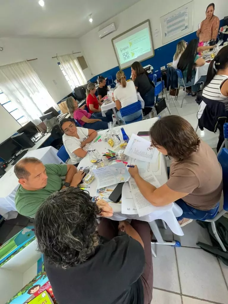 Secretária Thaiz Leite celebra Selo Ouro e reconhece trabalho da equipe de alfabetização
