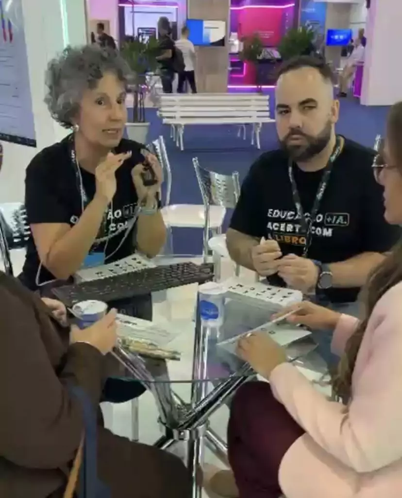 Secretária Thaiz Leite participa da BETT Brasil em São Paulo