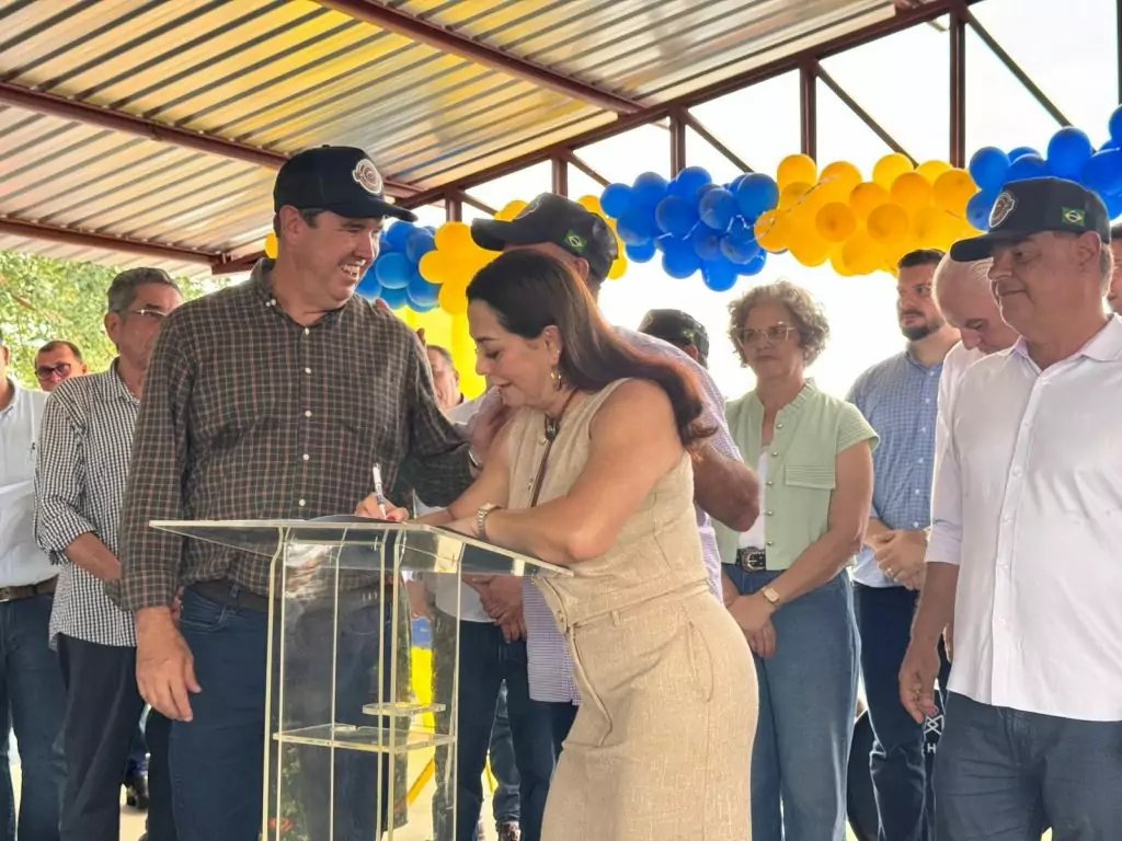 Prefeito Neco e governador Riedel comemoram mais de R$ 51 milhões em investimentos em Caracol